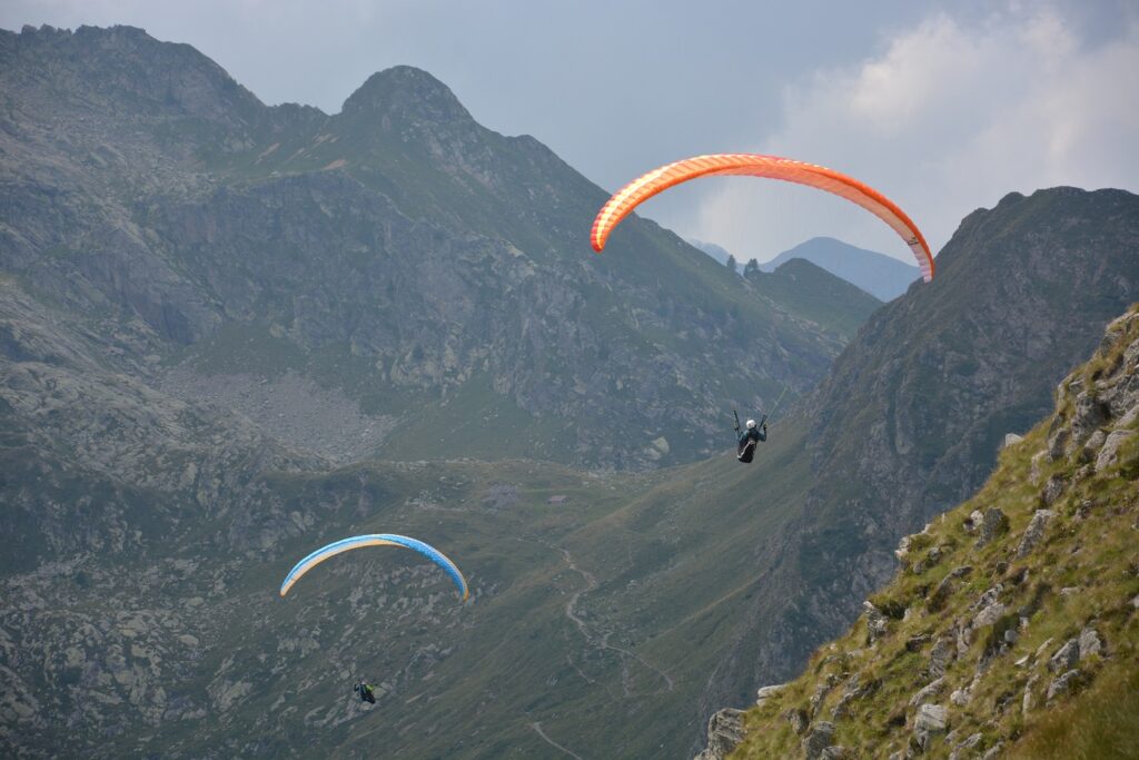 the-flight-in-paragliding-at-the-past-s-marco-DSC_7772