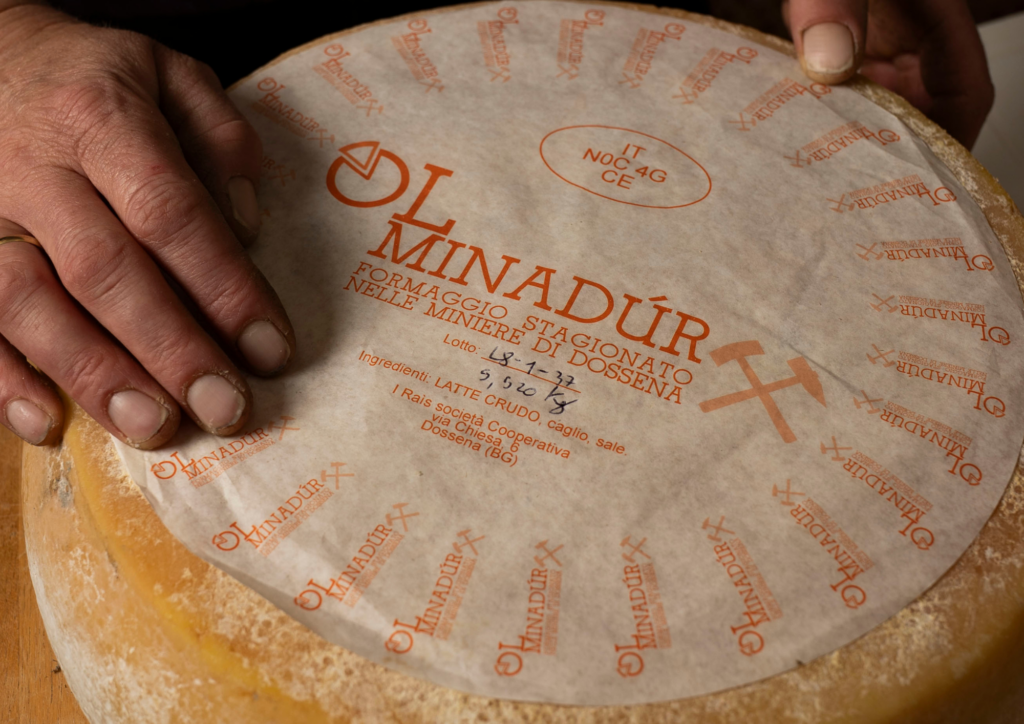 Andar per Minadur – percorso gastronomico alla scoperta dei caseifici e del territorio di Dossena